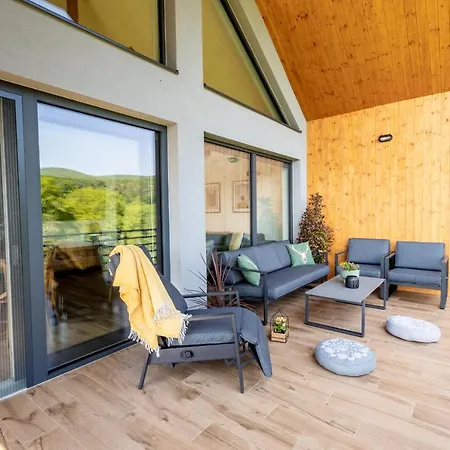 Na Tokaji Empora * Velka Trna